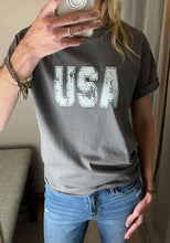 Load image into Gallery viewer, Distressed USA-Graphic T